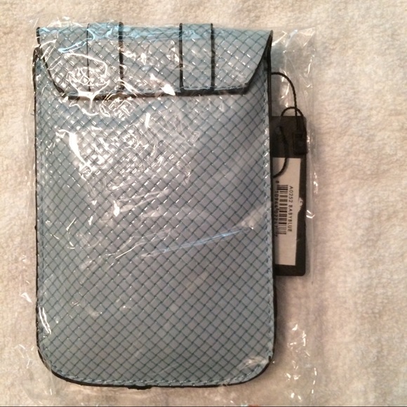 💙NWT MoDA New York Blue Crossbody Purse💙 - Picture 8 of 8